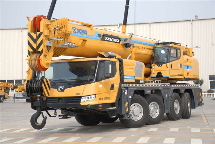 XCMG Original Manufacturer 100 Ton Mobile All Terrain Truck Crane XCA100 Price